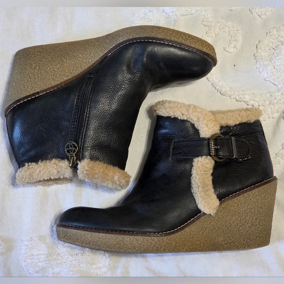 Sam Edelman Black Leather Wedge Zip Up Ankle Bootie Faux Sherpa Details Sz 9 - Picture 9 of 14